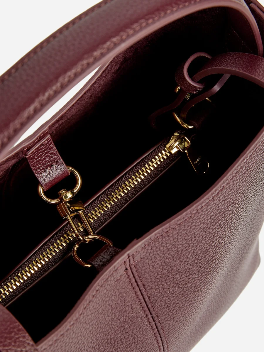 Dark red Small leather bucket bag, view 2