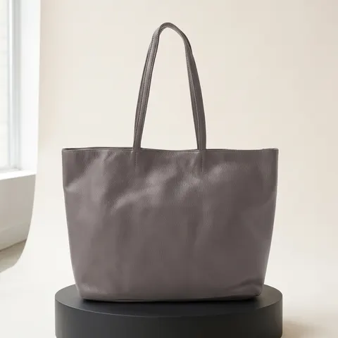 Black Grained leather tote