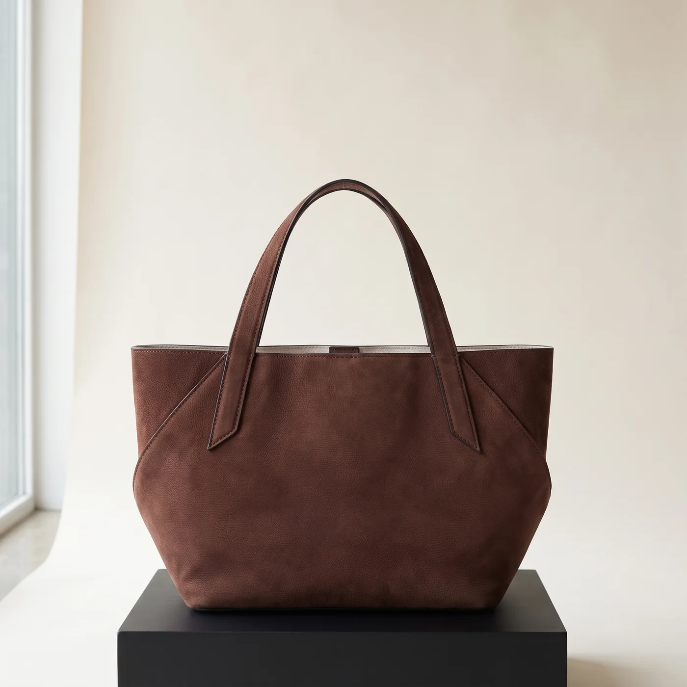 Mocha Vivi Gio Senso two-handle bag, view