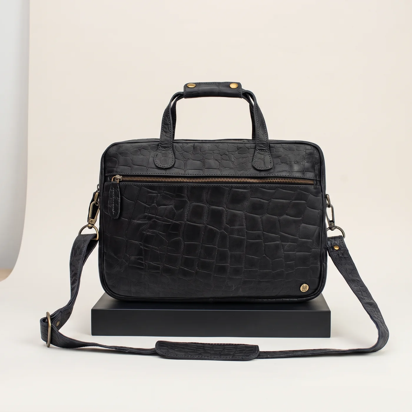 Black Compact laptop satchel, croc