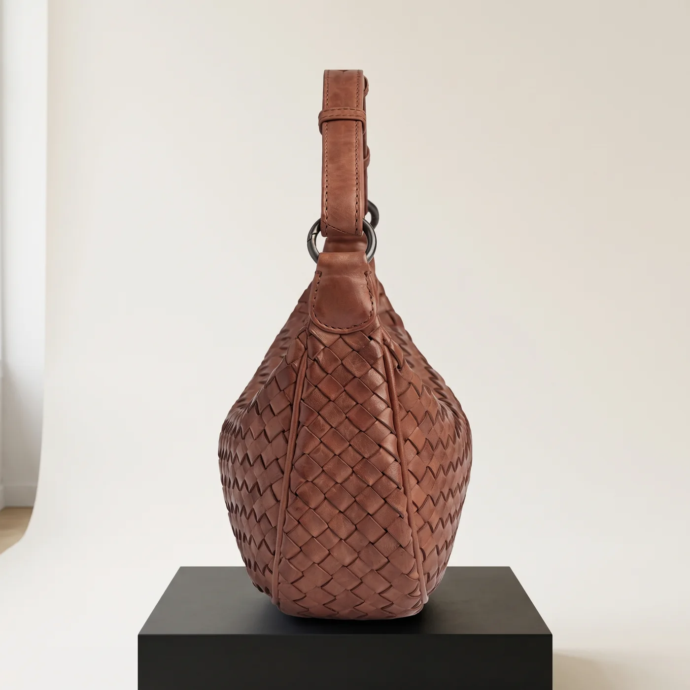 Cognac Mini MuseMBG bag, weave, view