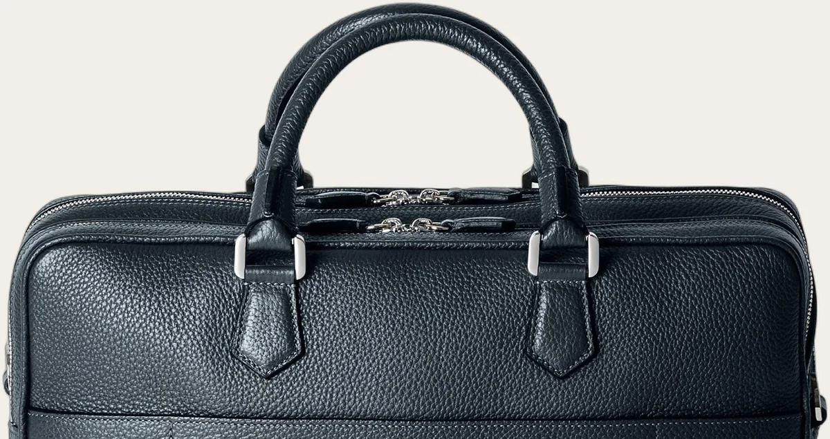 Navy blue Large briefcase in Cachemire leather, view 2