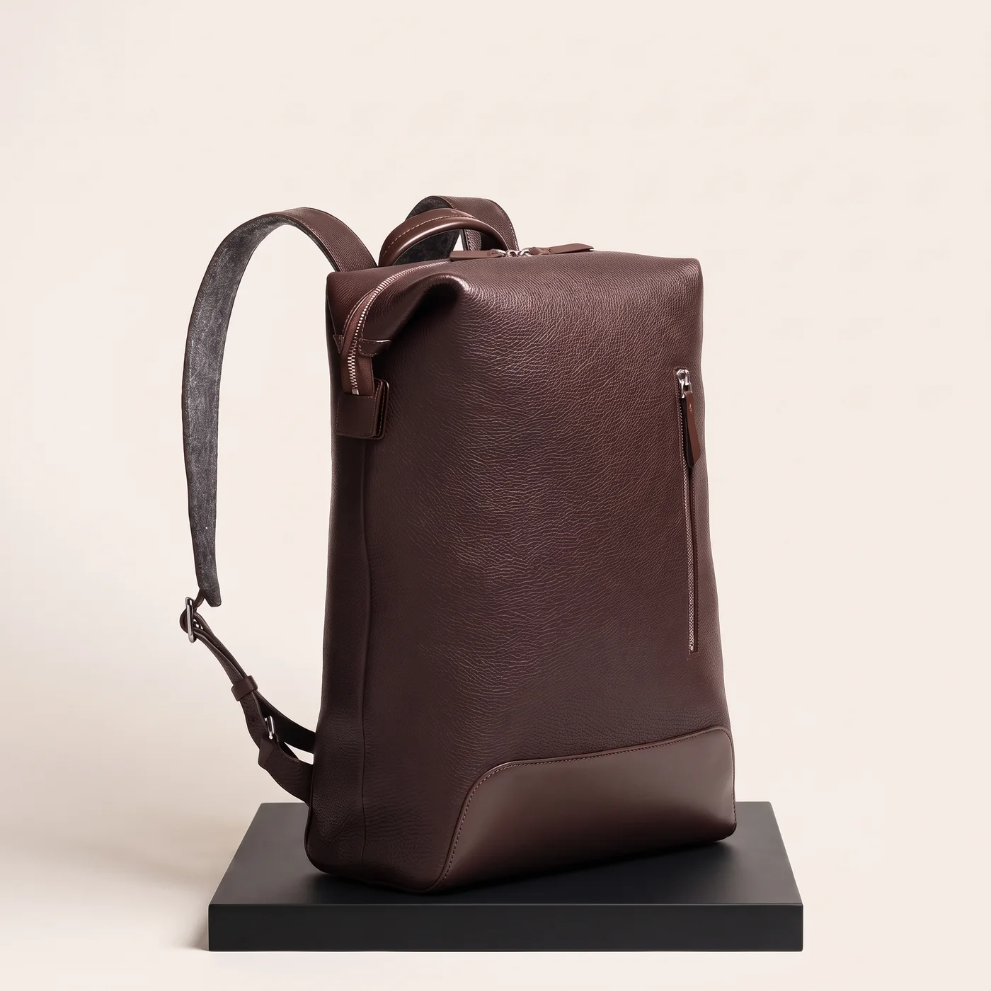 Chestnut Romeo 16" laptop backpack, view
