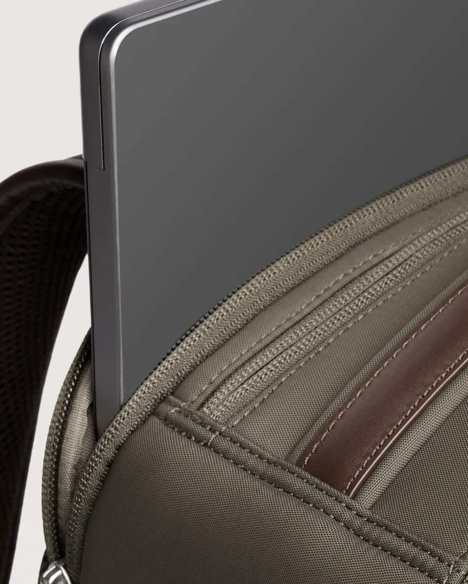 Dark olive / chocolate 72-hour backpack, nylon, view 2