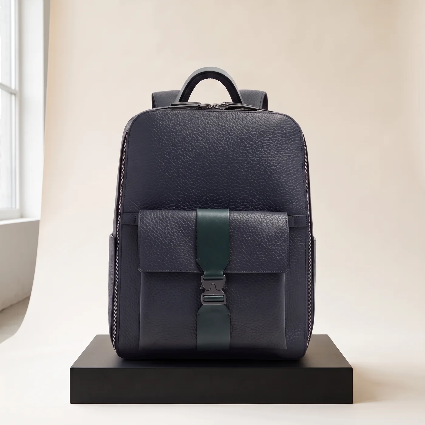 Black Travel laptop backpack 15.6"